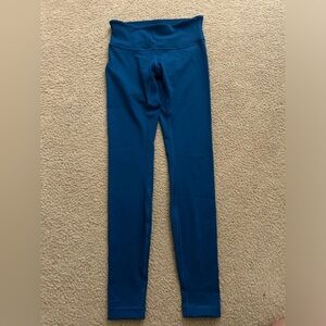 Women’s size 4 lululemon leggings, 31 in length